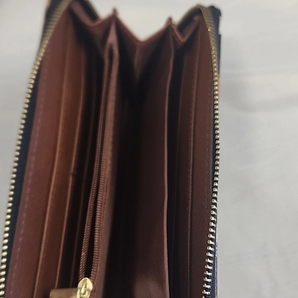 Barack & Michelle Obama Magazine Cover Wallet Glossy Zip Clutch Fashion Wallet
